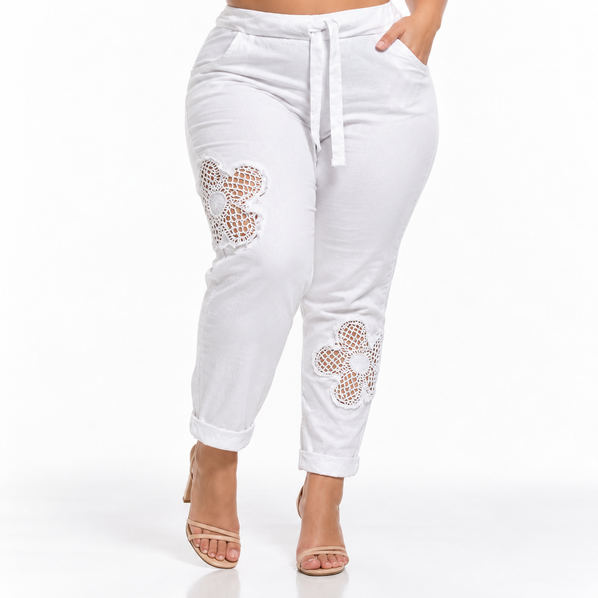 Pantalón Cropped Blanco con Flores en Crochet