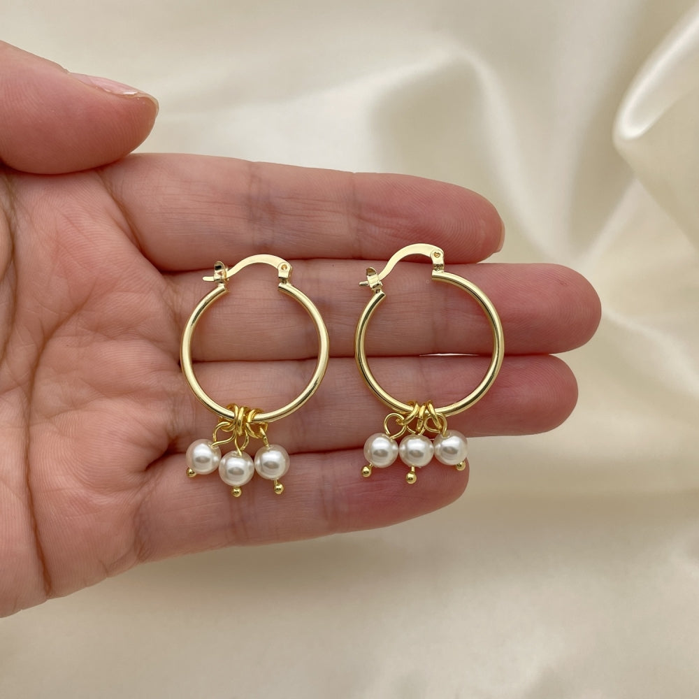 Oro Laminado Small Hoop, Gold Filled Style with Ivory Pearl, Polished, Golden Finish