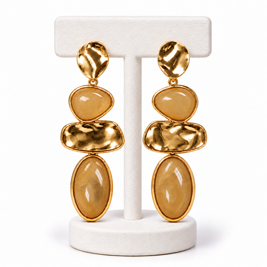 Aretes Piedras y Metal Beige